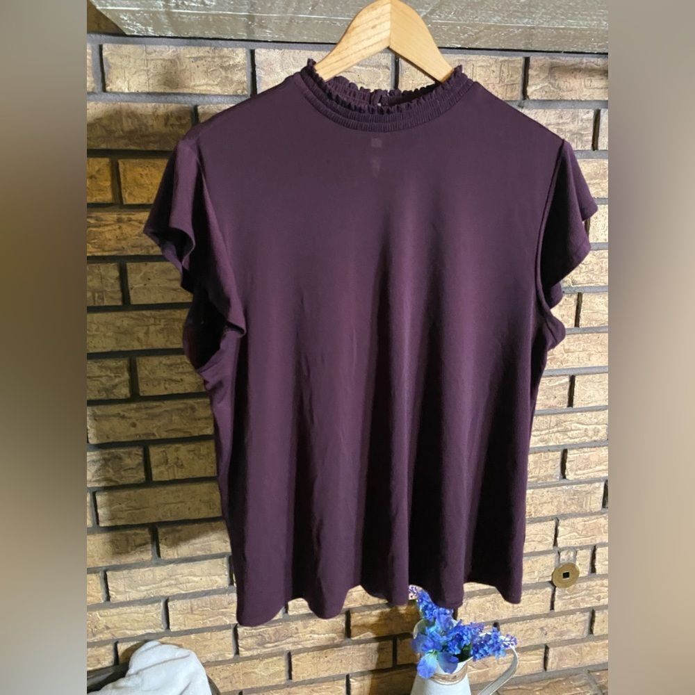 Purple versona jewel neckline